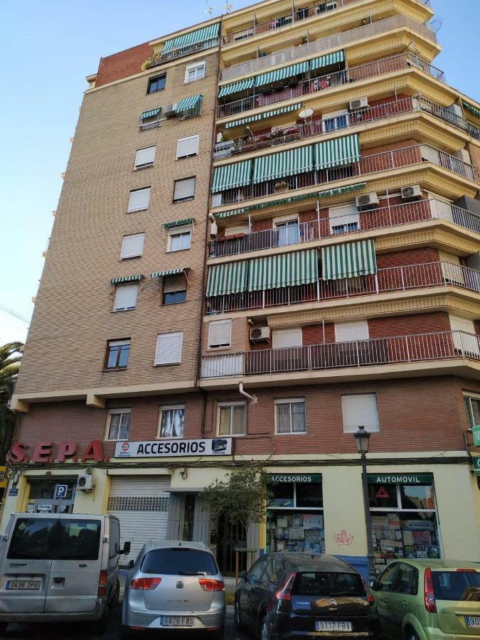 Apartment In Valencia Exterior photo